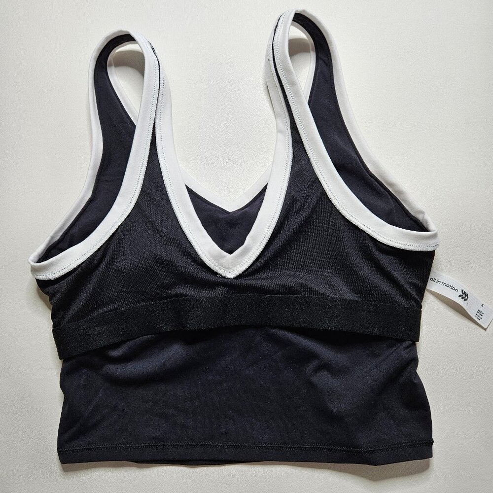 All In Motion™ Women's Everyday Soft Light Support V-Neck Cropped Sports Bra S - Picture 6 of 8